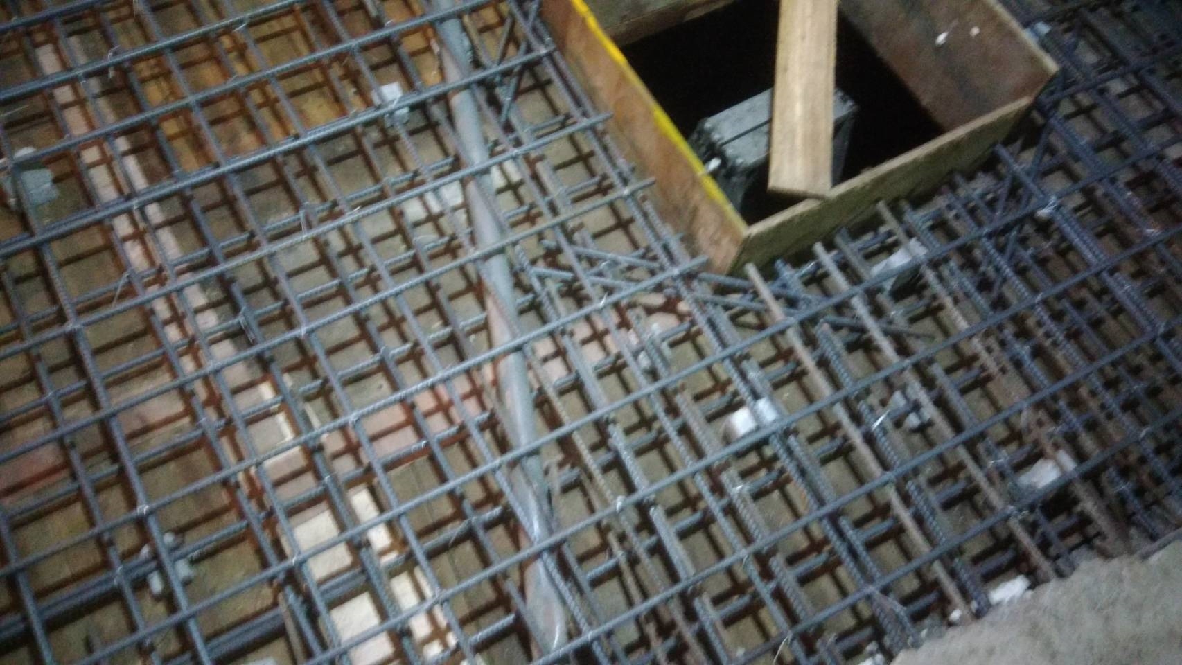 泥作鐵網鋪設灌漿