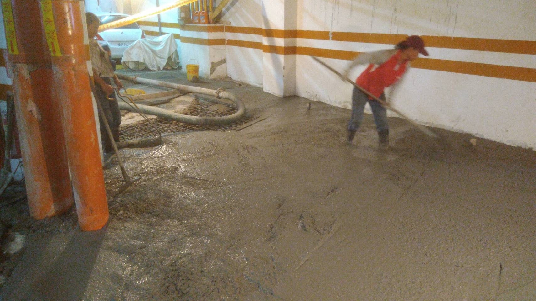 泥作鐵網鋪設灌漿2