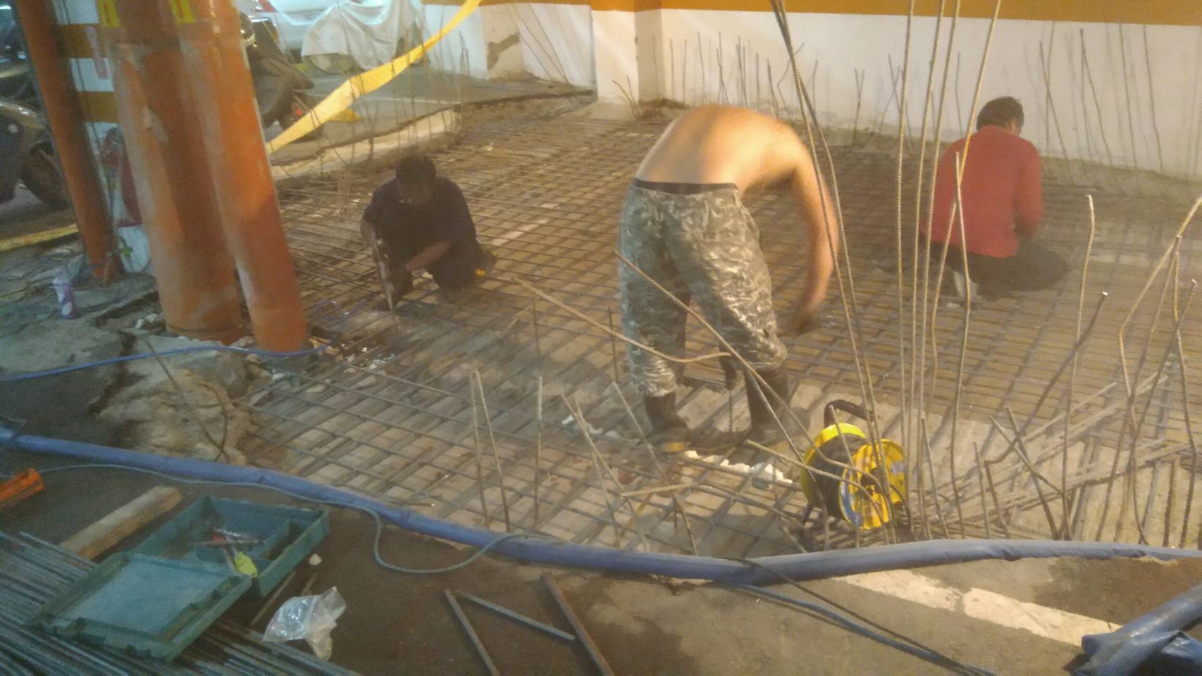 泥作鐵網鋪設灌漿5