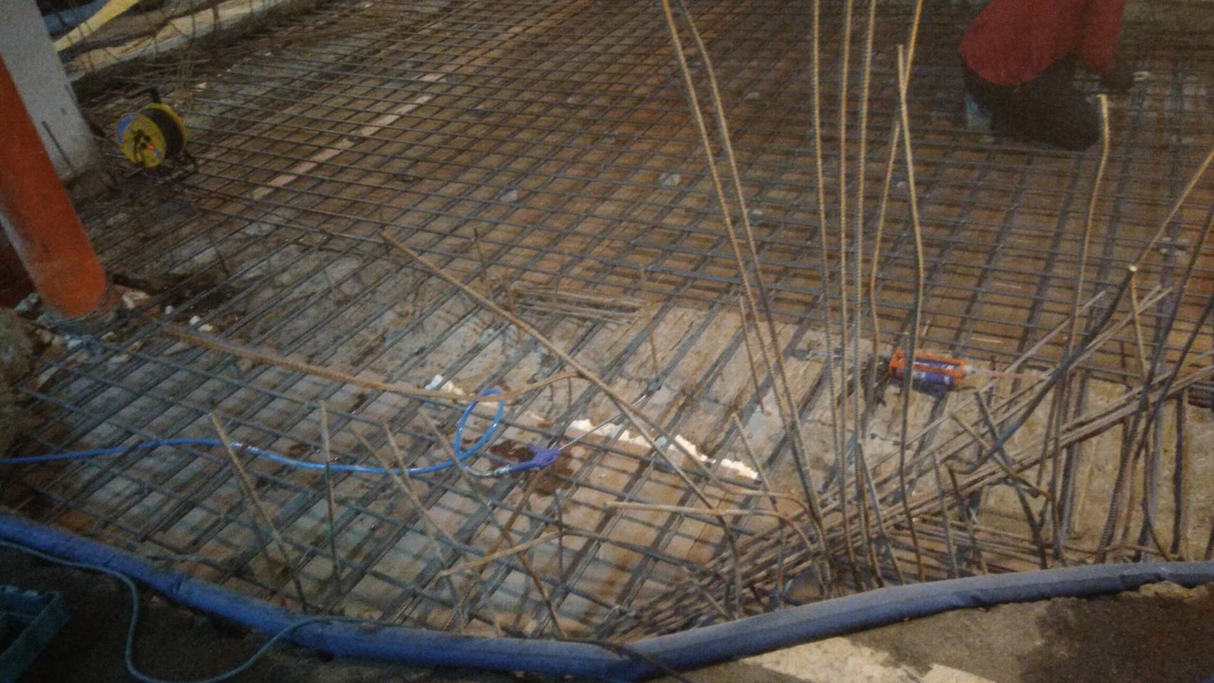 泥作鐵網鋪設灌漿3