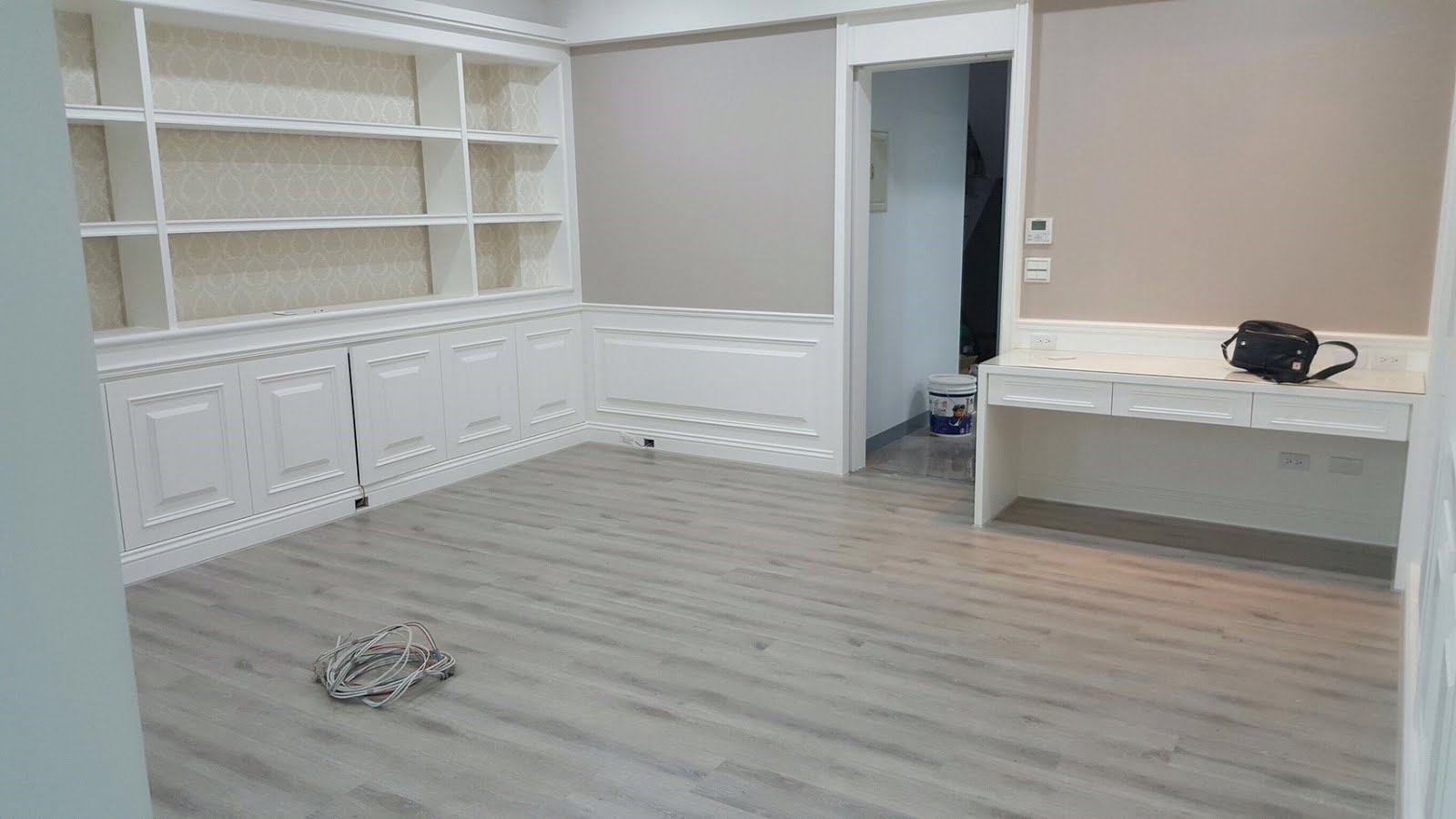 超耐磨地板張貼鋪設