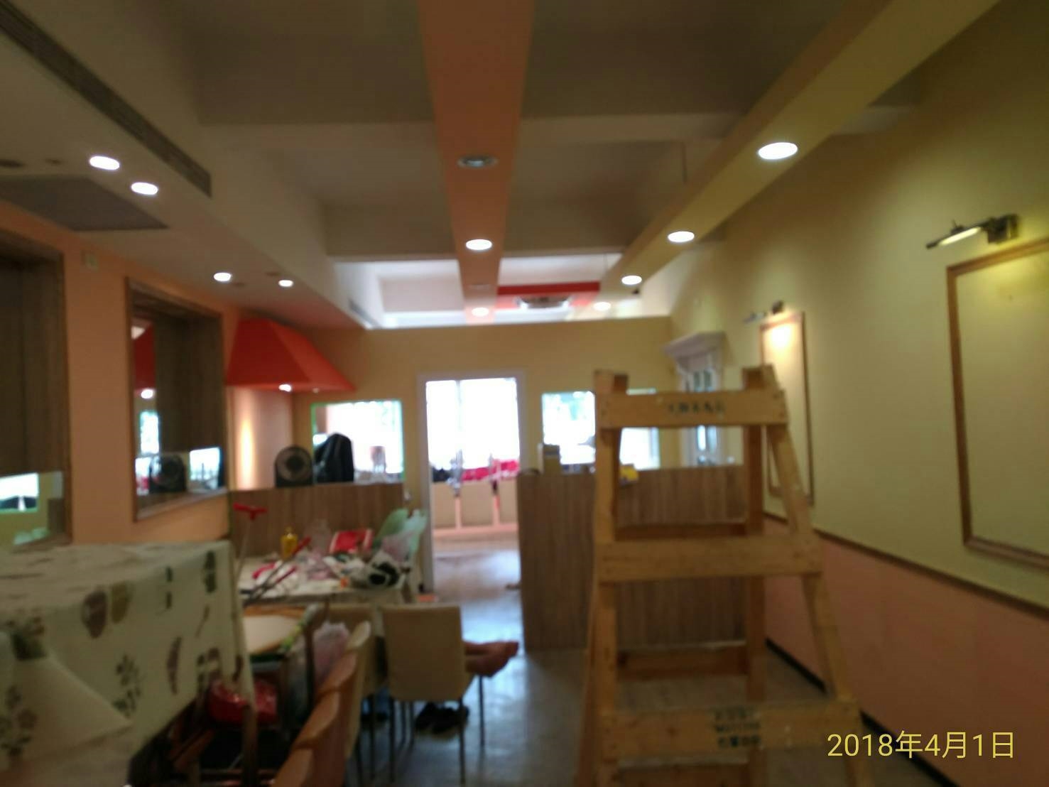 景美餐廳店面室內油漆粉刷