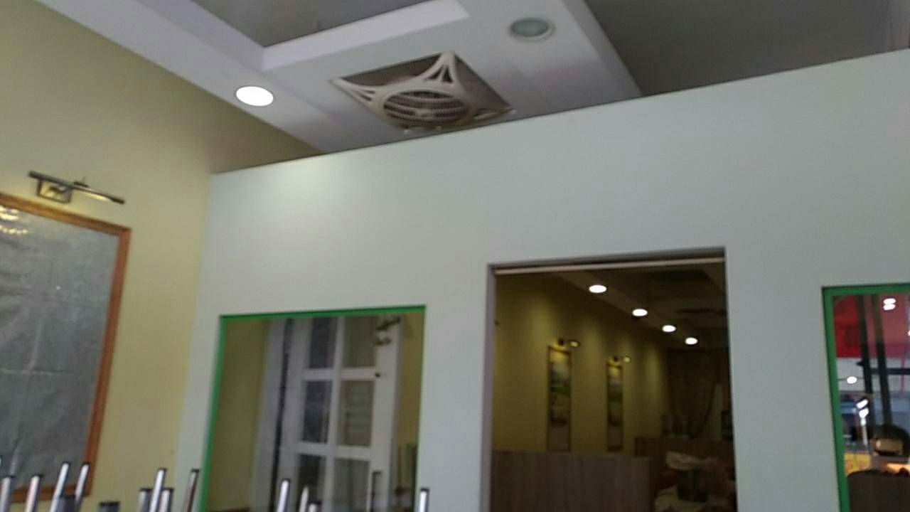 景美餐廳店面室內油漆粉刷