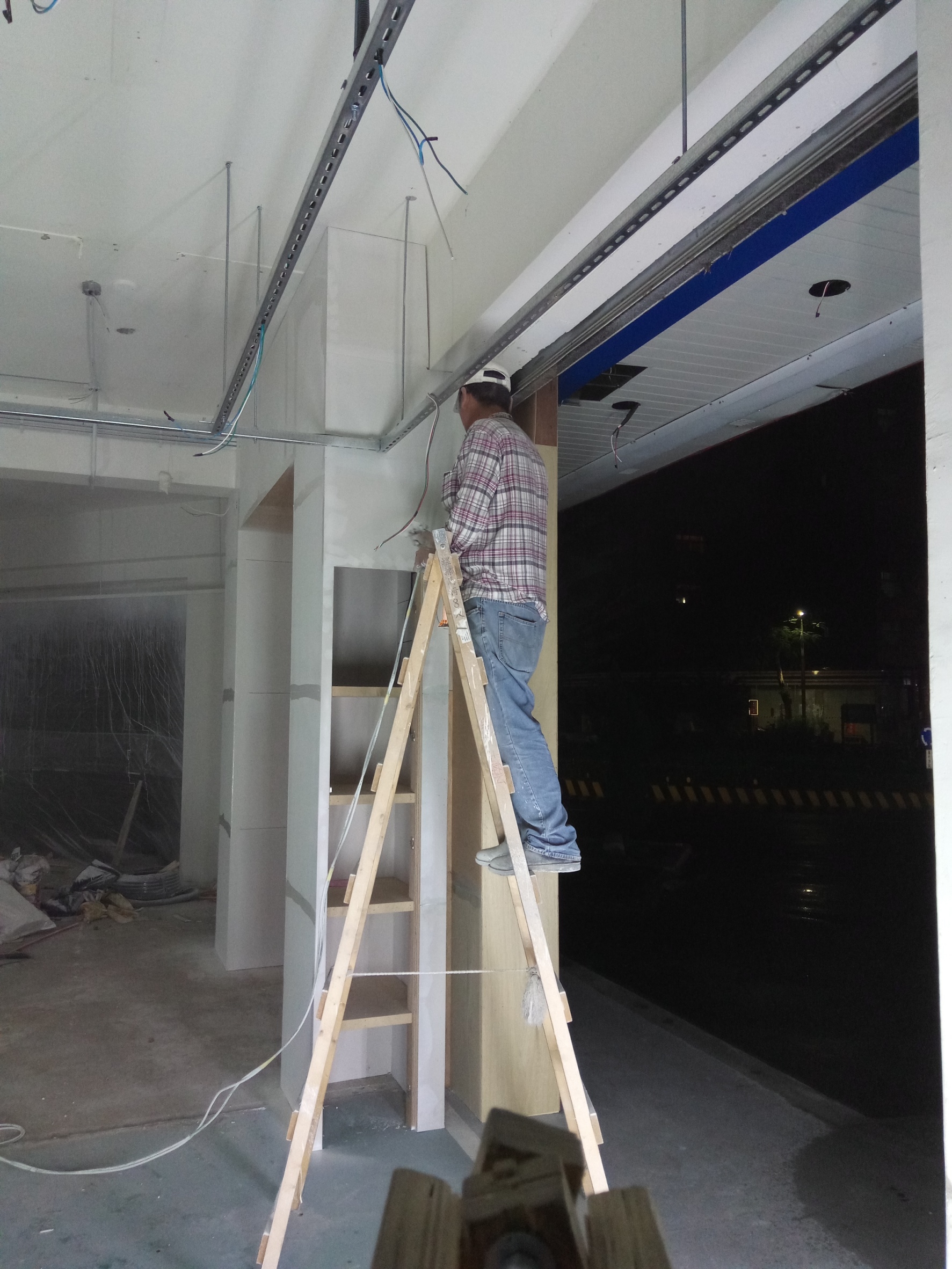 新北市五股住家室內油漆粉刷