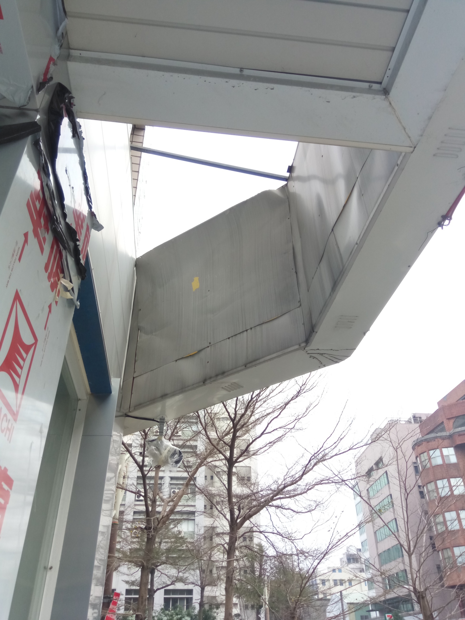 新北市新莊遮陽板