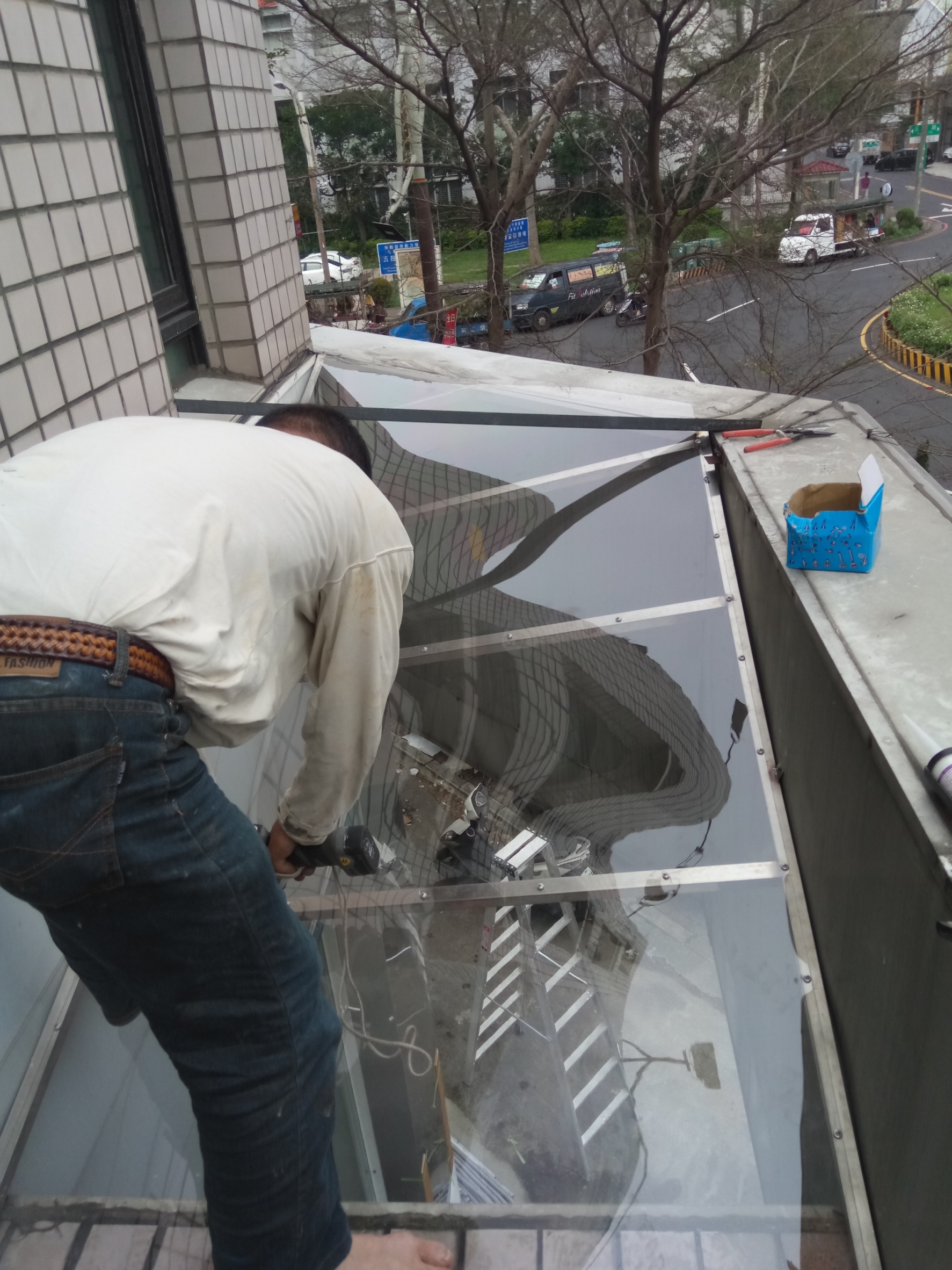 新北市新莊遮陽板