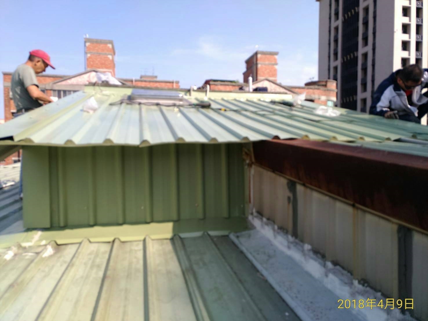 台北市鐵皮屋頂翻修鐵皮工程