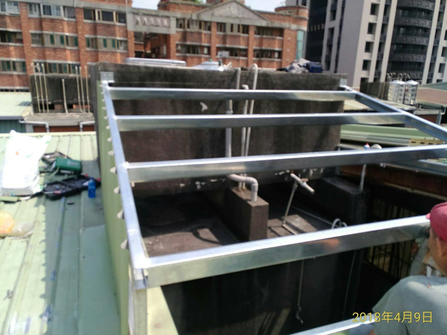 台北市鐵皮屋頂翻修鐵皮工程