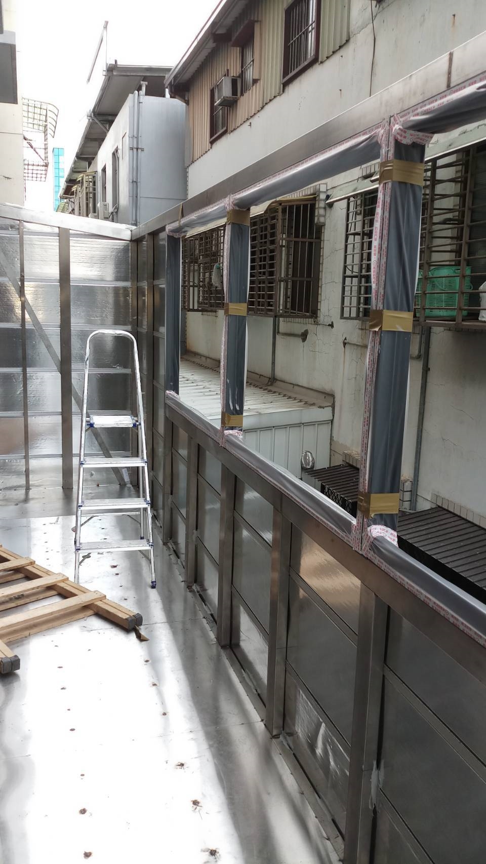 台北市鐵窗更新安裝、鐵工特殊訂製