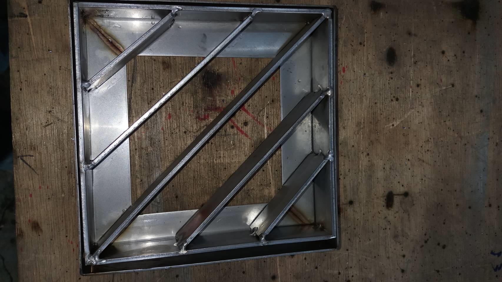 台北市鐵窗更新安裝、鐵工特殊訂製