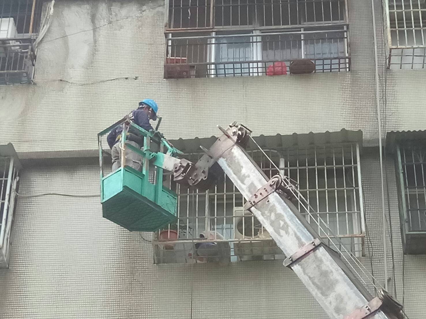 新北市遮雨棚更換,牆面漏水修補