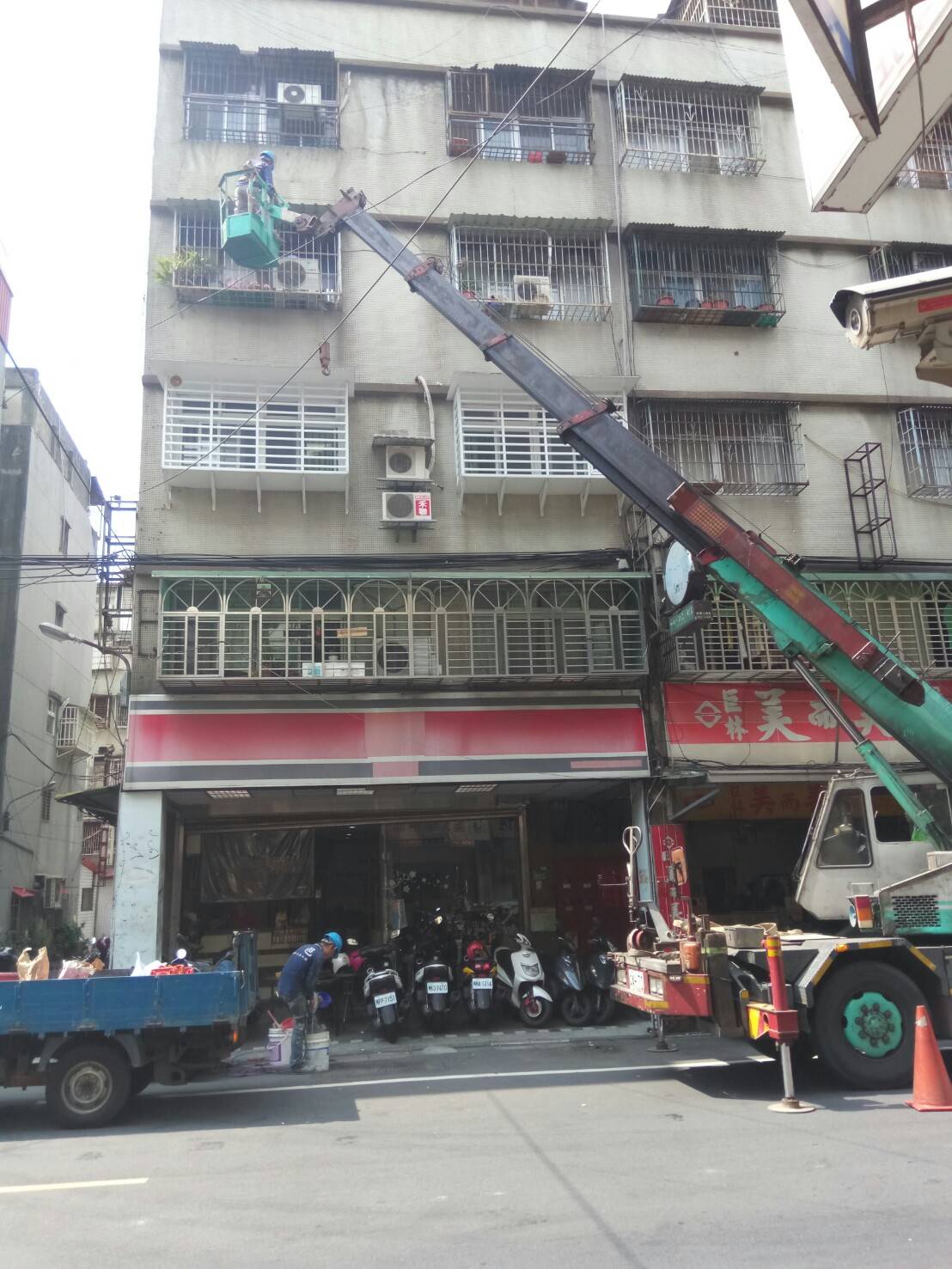 新北市遮雨棚更換,牆面漏水修補