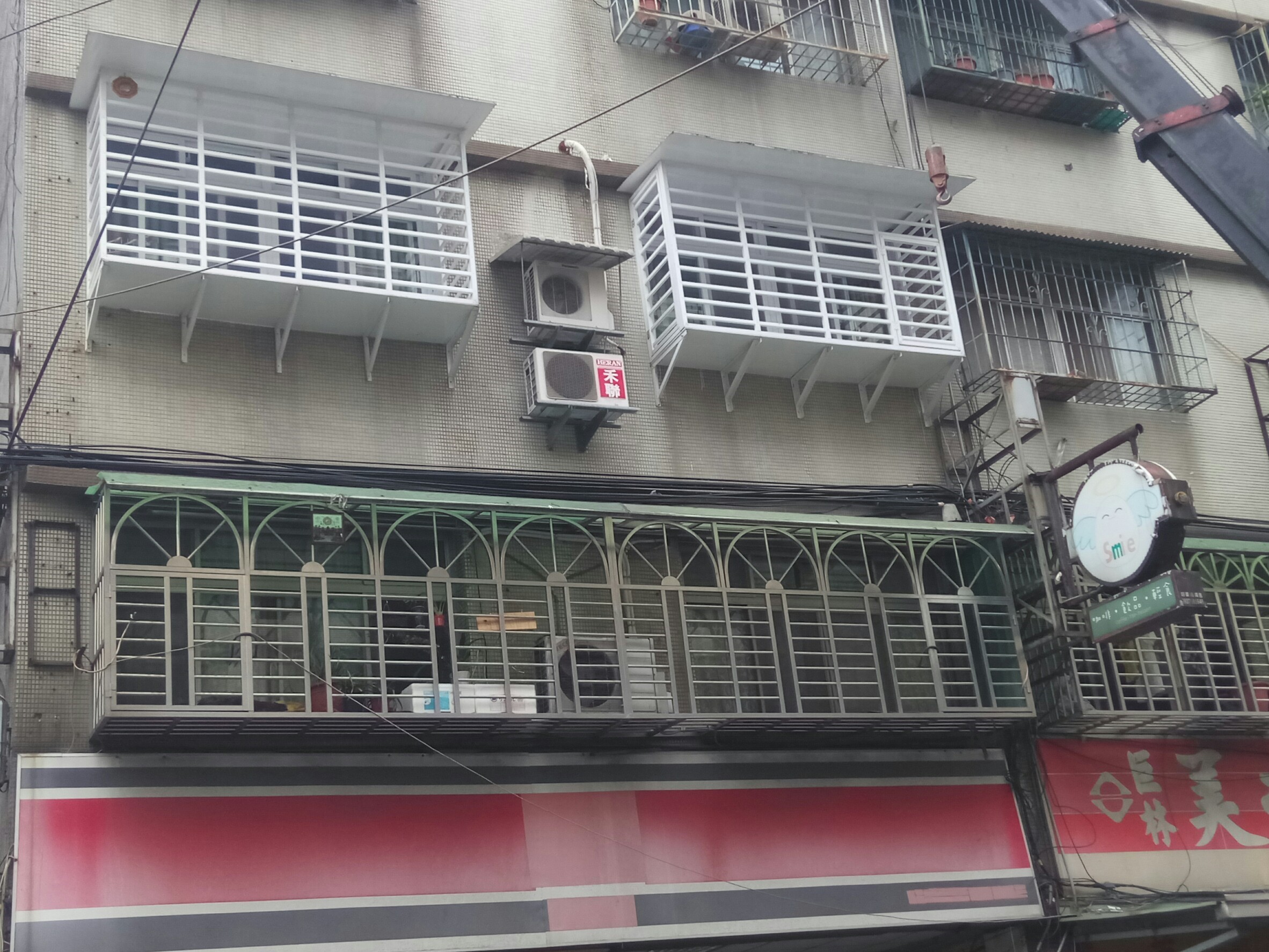 新做鋁窗_180427_0006