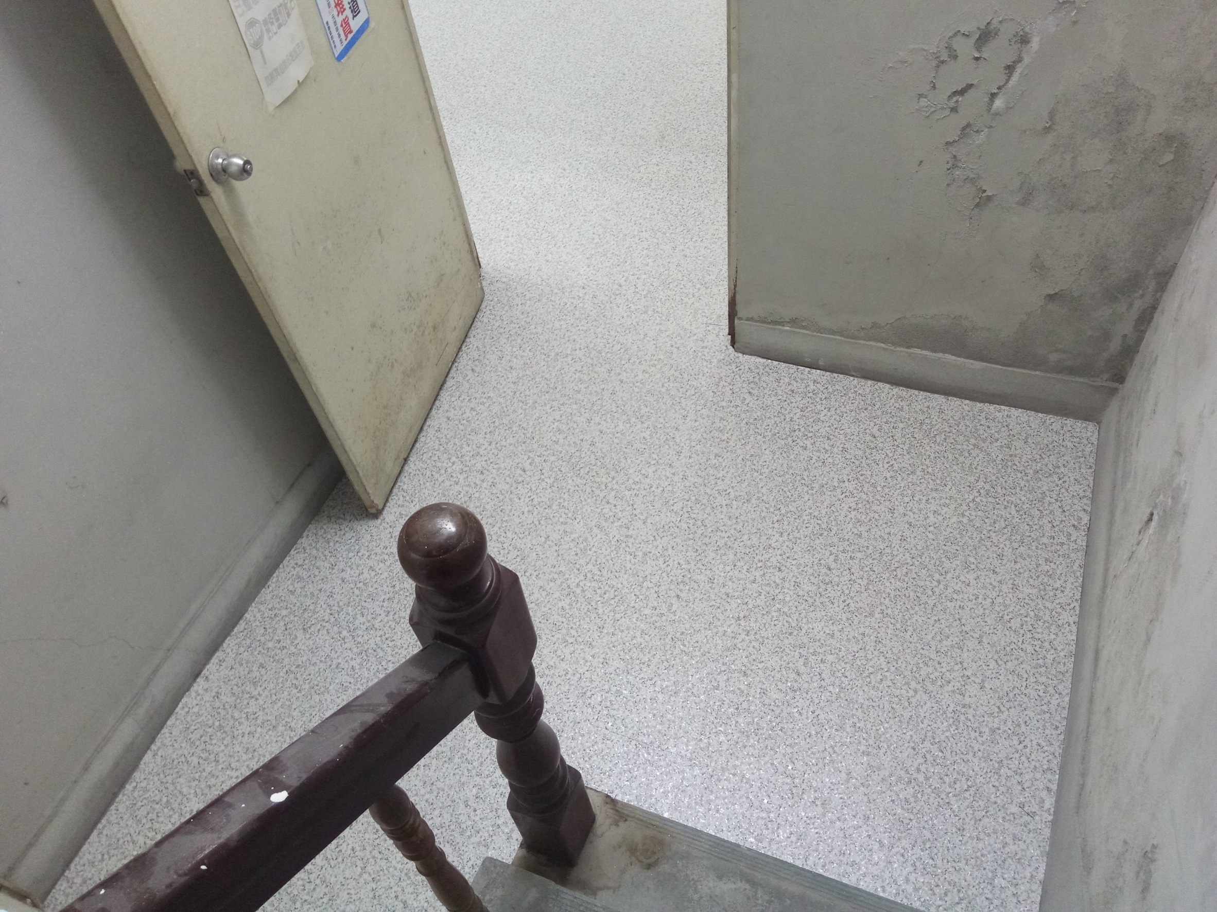 新北市板橋住家塑膠耐磨地板鋪設