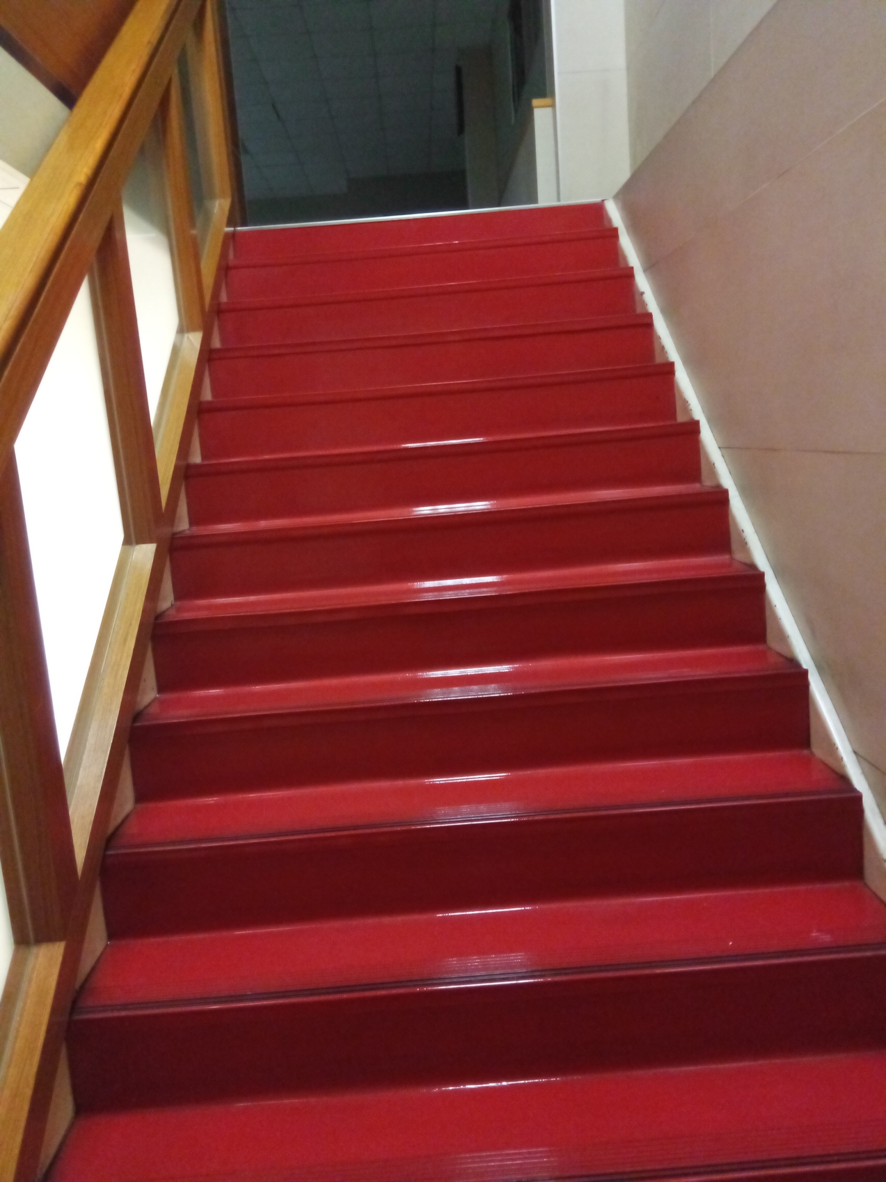 台北市辦公室打蠟、桌板清洗