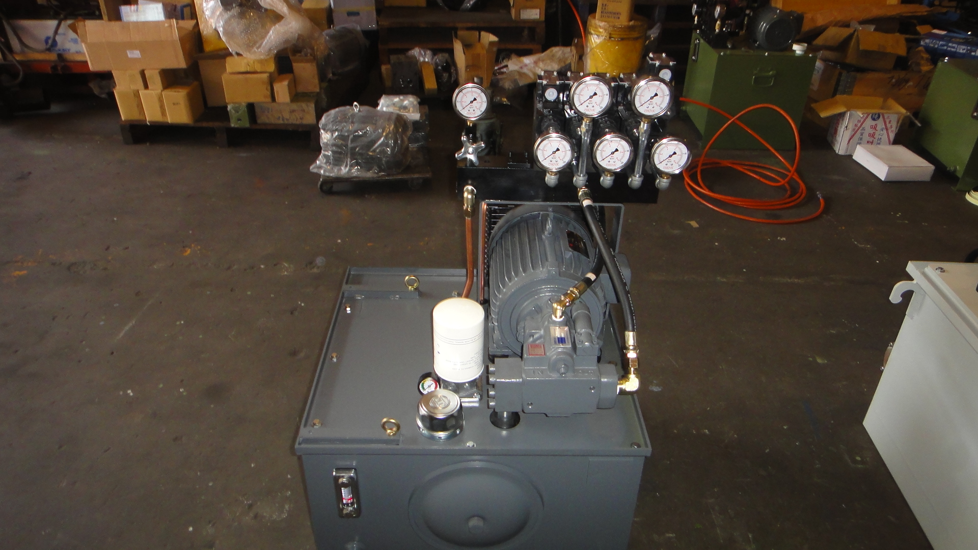 客製化專用機、油壓動力單元、設計組立、服務專線0933-428071黃先生