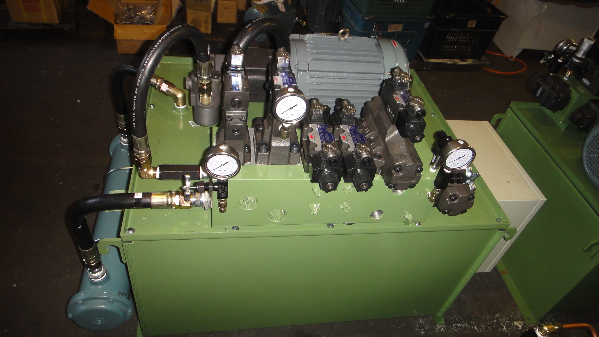 客製化專用機、油壓動力單元、設計組立、服務專線0933-428071黃先生