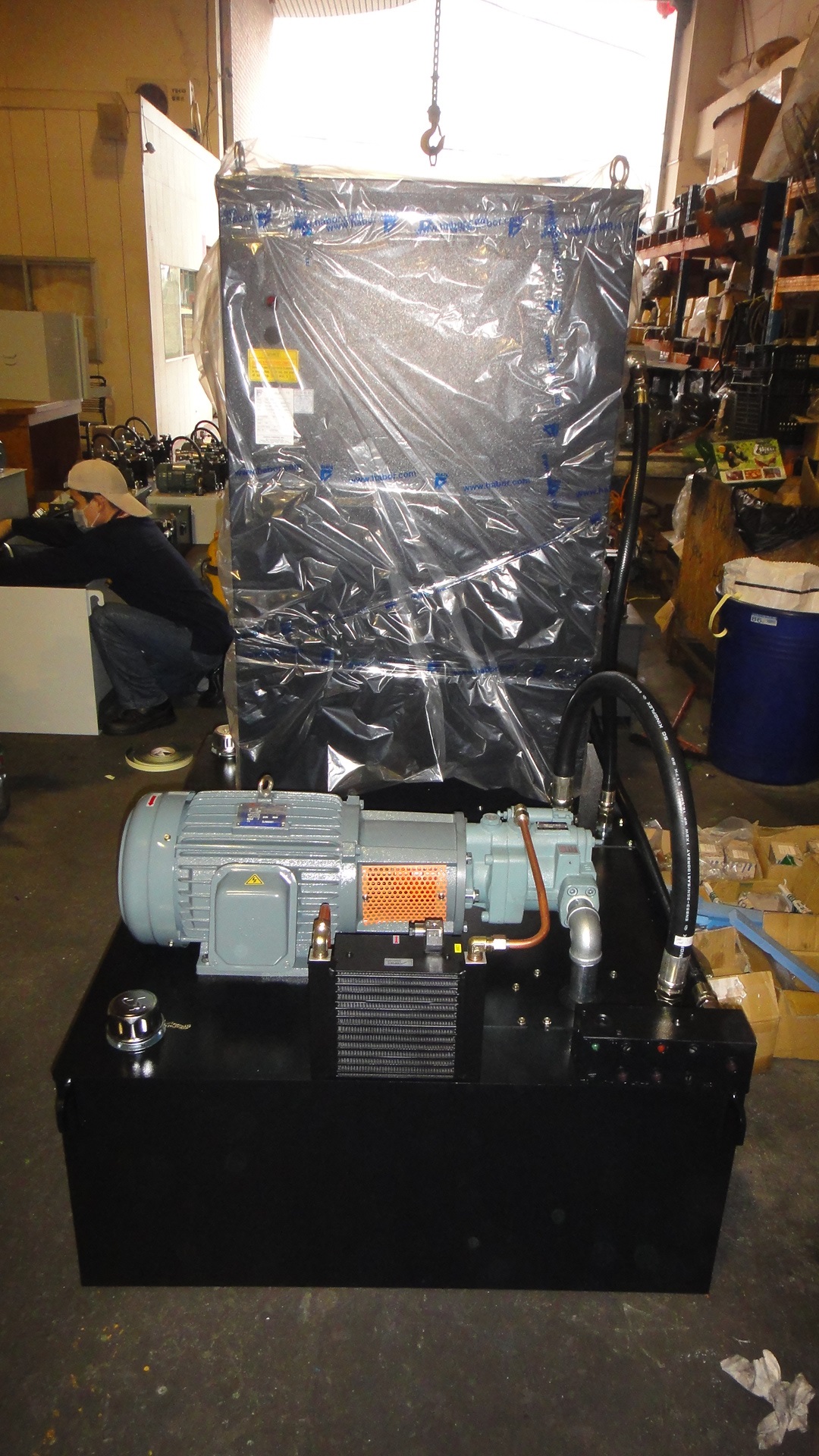 客製化專用機、油壓動力單元、設計組立、服務專線0933-428071黃先生