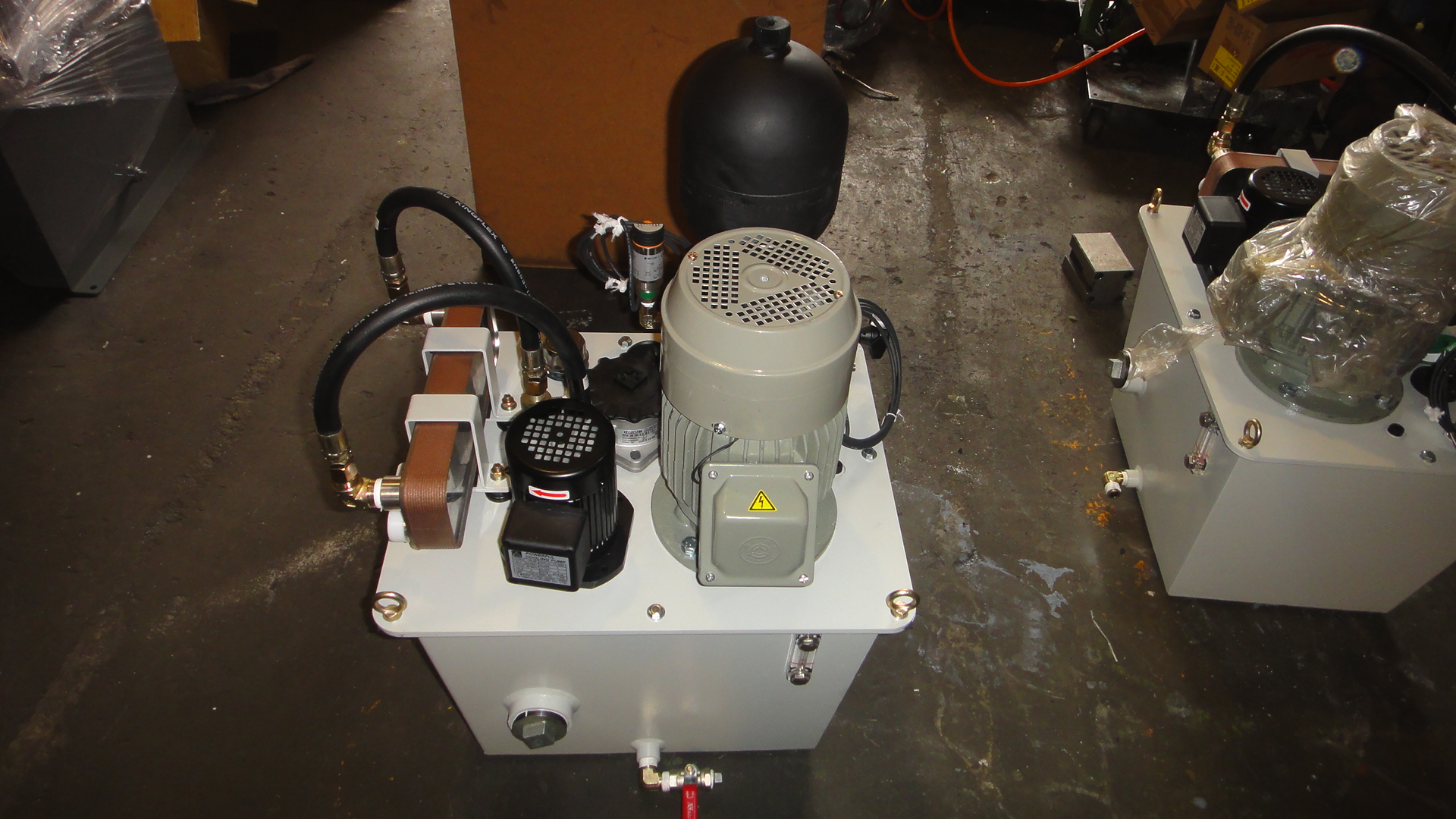 客製化專用機、油壓動力單元、服務專線0933-428071黃先生