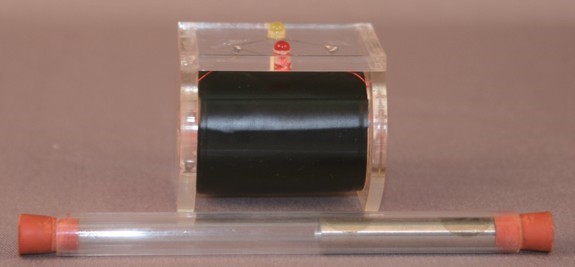 發電機基本原理實驗器