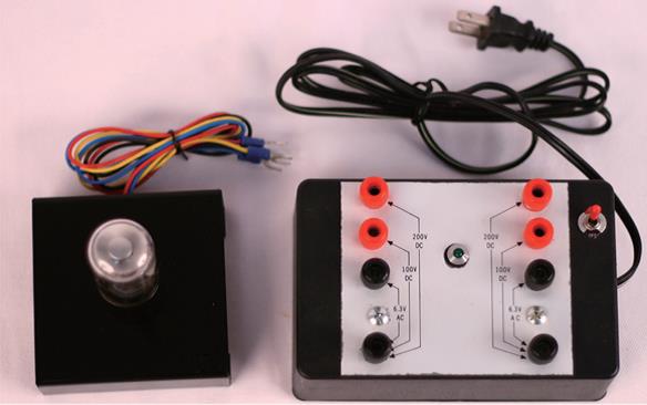 電子質量荷茲比(真空管式)