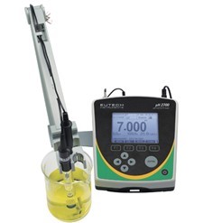 多功能桌上型酸鹼度計