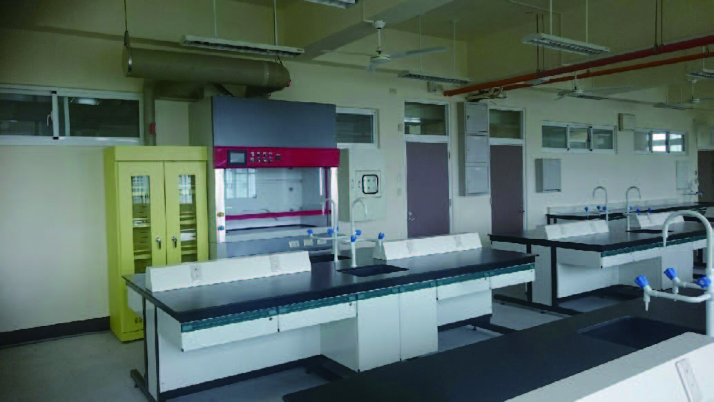 實驗室完工照
