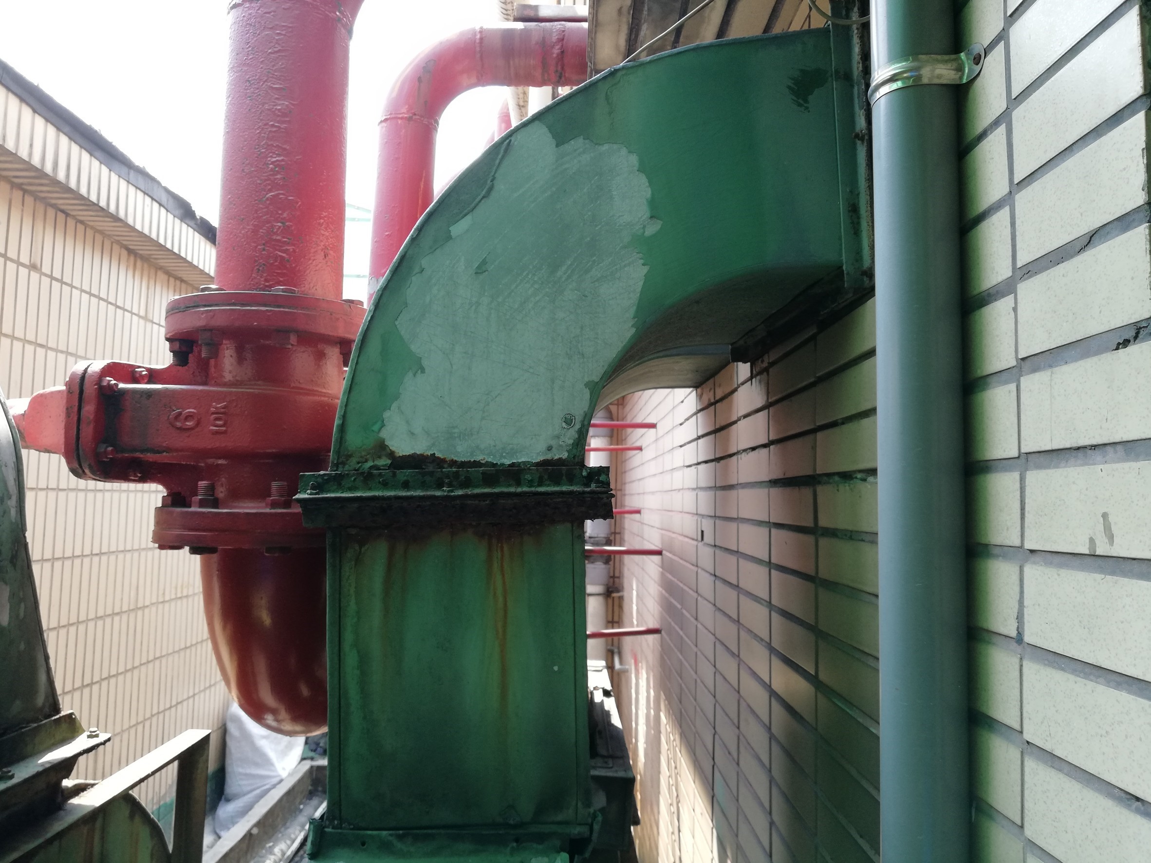 新北市中和住家社區-屋頂風車更新