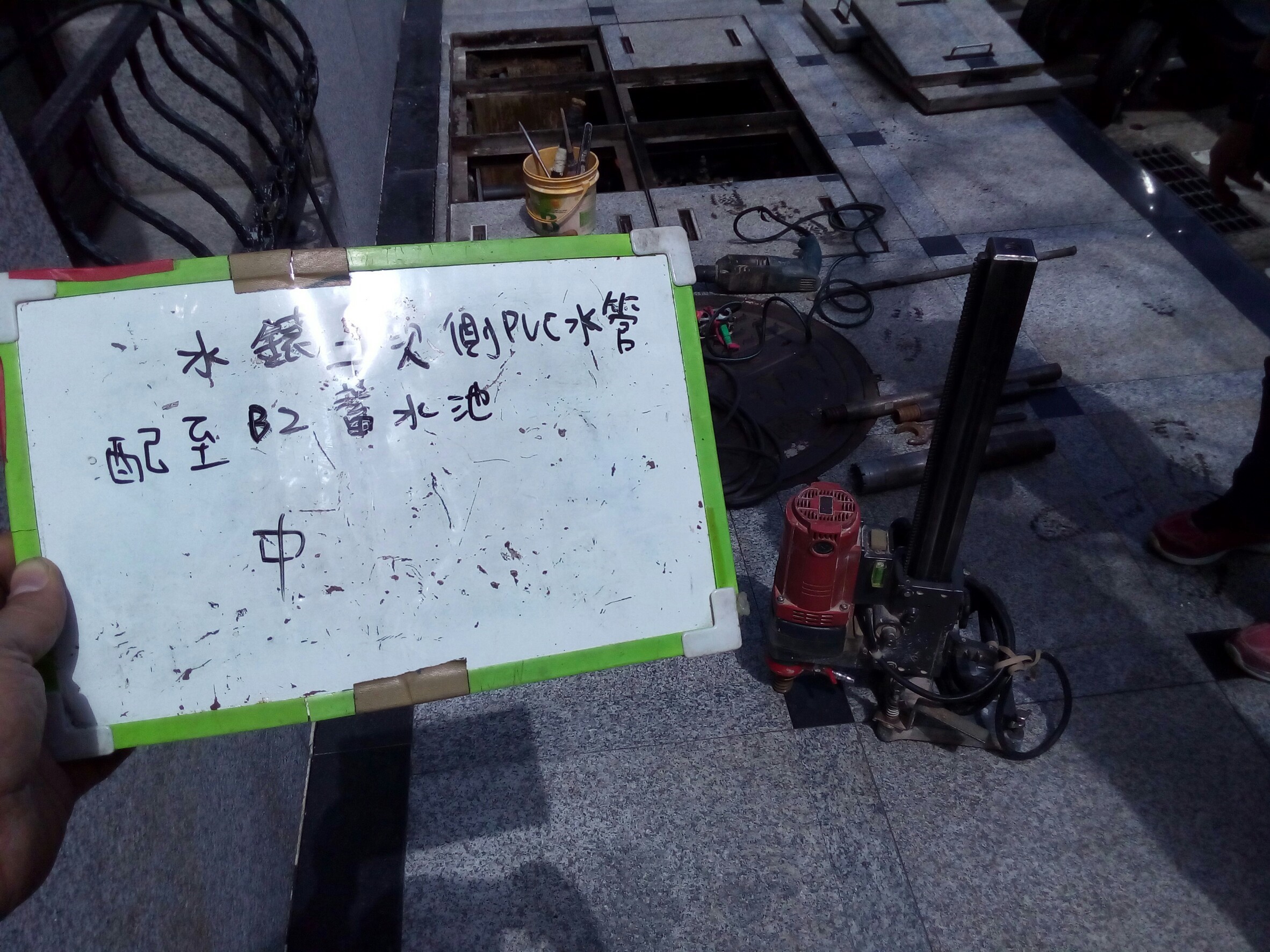 水錶二次側PVC水管配至B2蓄水池-新北市中和區社區住家