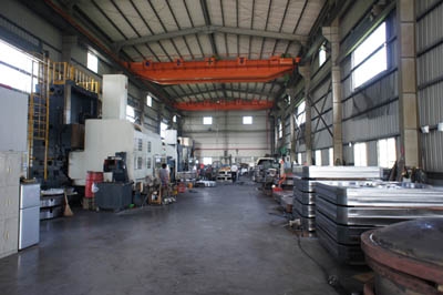 嘉逢工業-專營CNC 電腦立式車銑床加工-機械加工