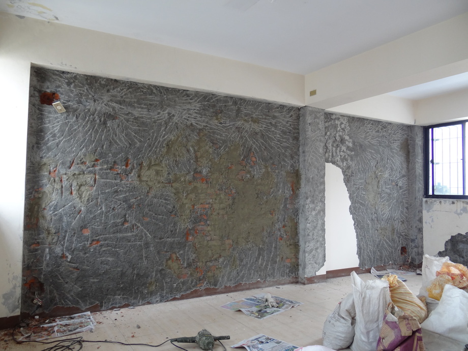 打除牆面至結構層