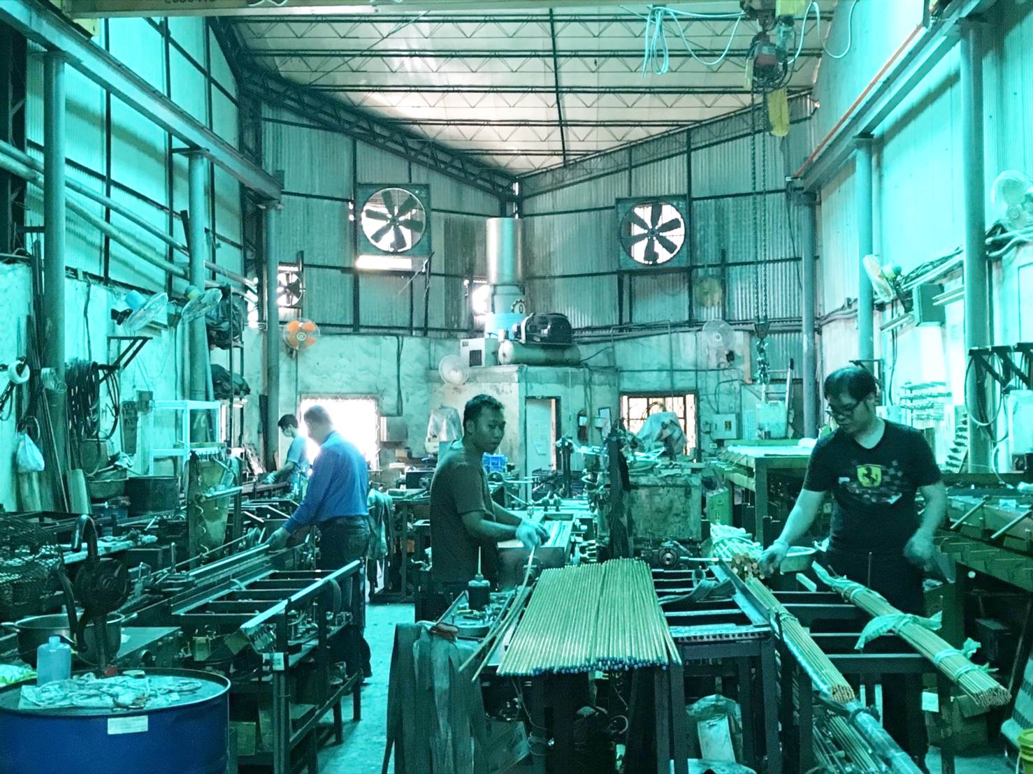 岱冠公司廠房設備照3