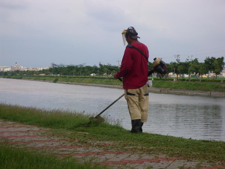 台南除草工
