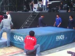 夢時代廣場跨年布置