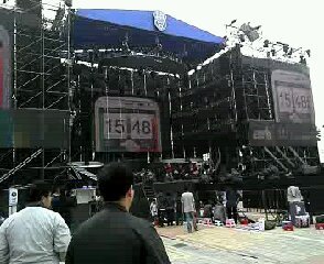 夢時代廣場跨年布置