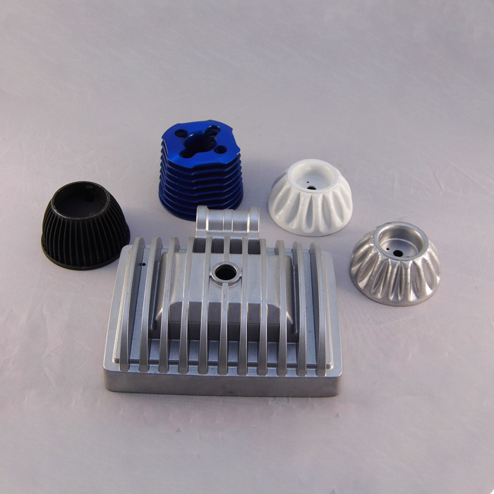 散熱片、彩色電著