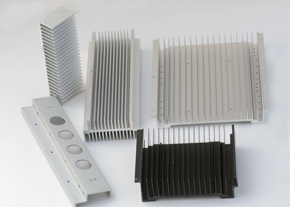 鋁擠型散熱片05