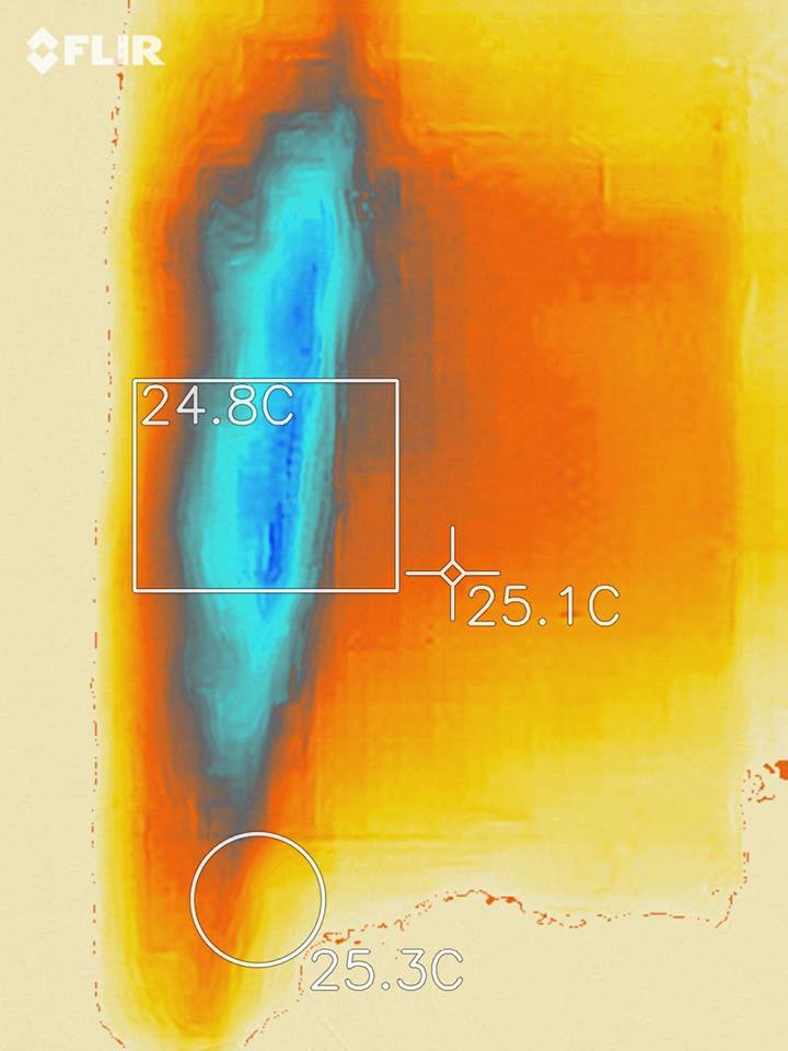 台南東區新建案大樓臥室天花板嚴重滴水