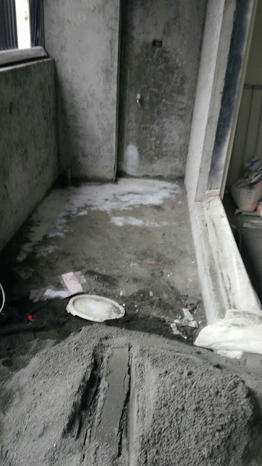 前陽台牆面地板施作監工勘查