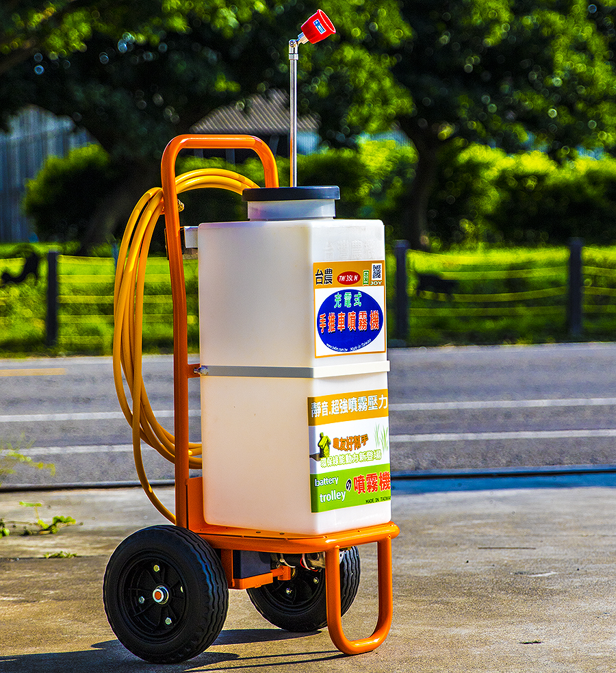 台灣農機行|充電式手推車噴霧機