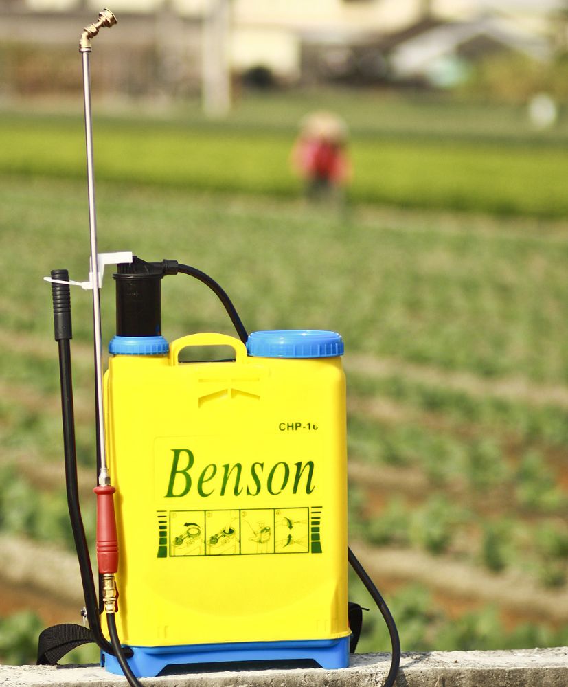 台灣農機行|人力噴霧器(手搖式)