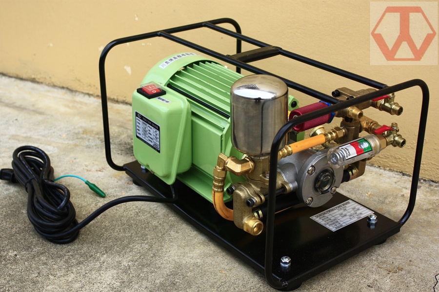 台灣農機行|連結式噴霧機