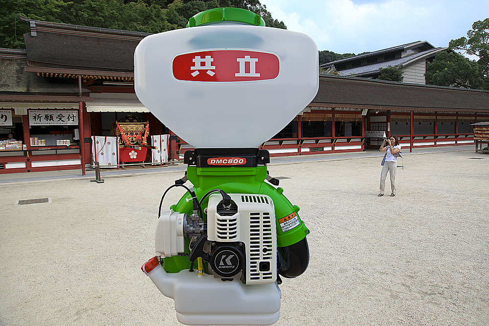 台灣農機行|肥料散佈機(共立800)