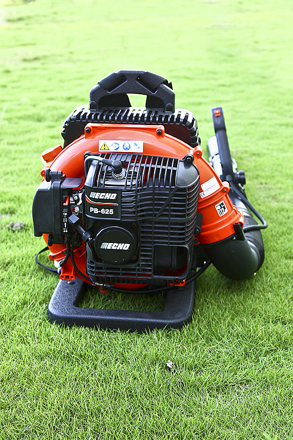 台灣農機行|吹葉機(共立PB-625)