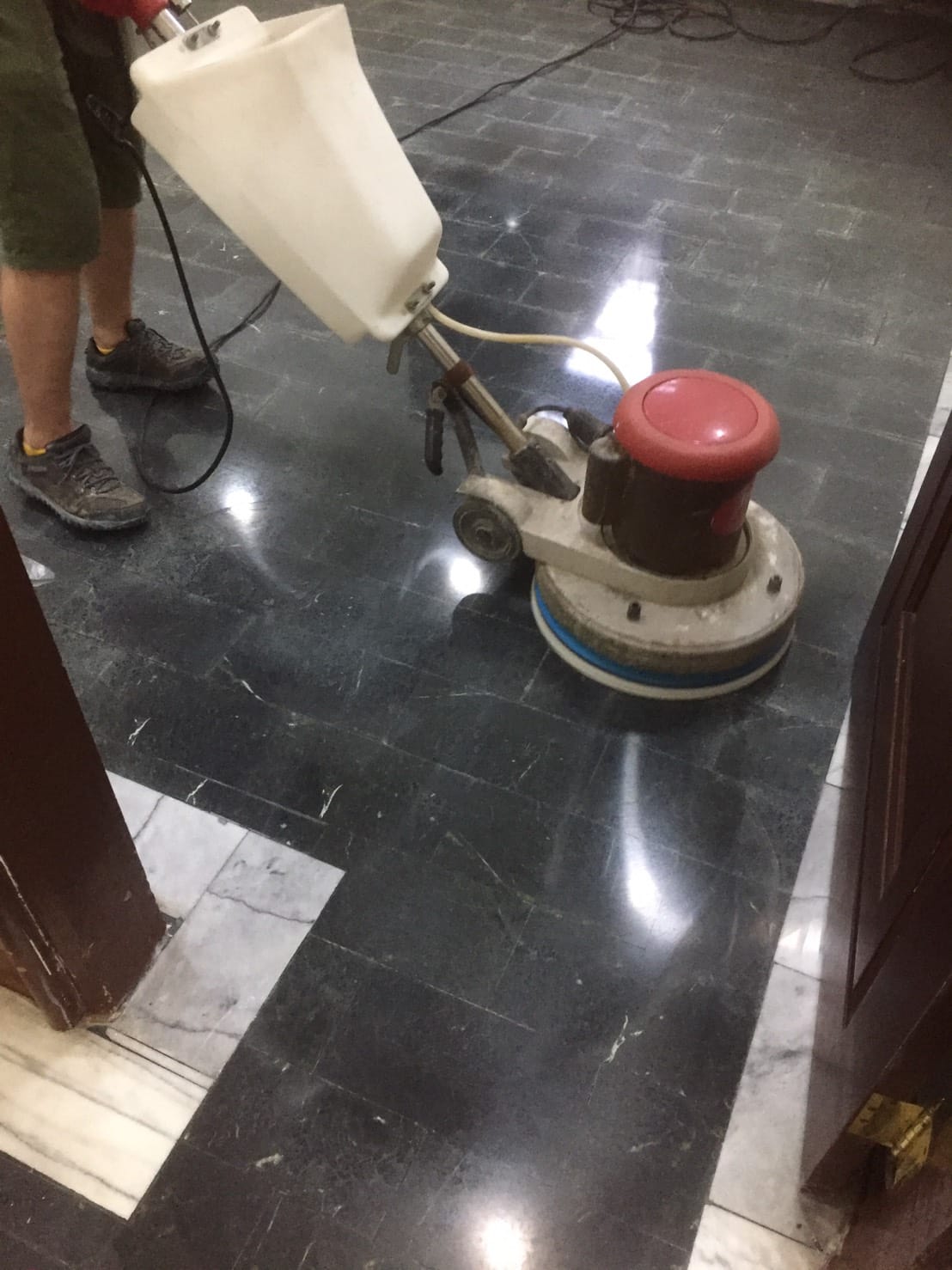 大理石研磨晶化