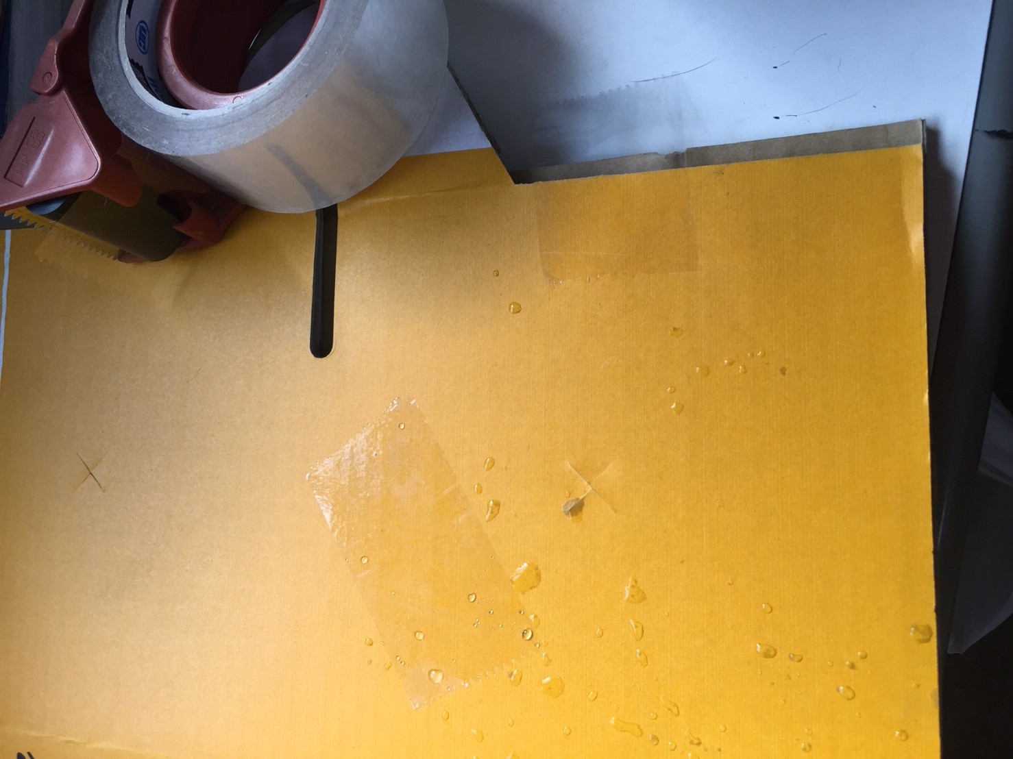 防潮、防脫墨紙箱