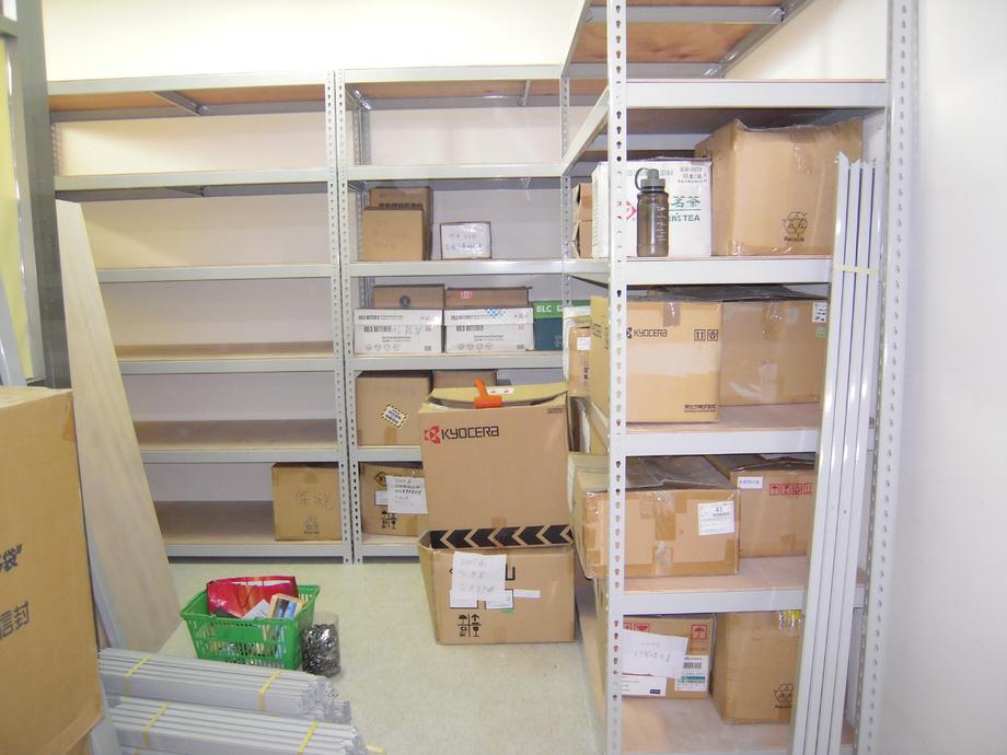 免螺絲角鋼架-批發業