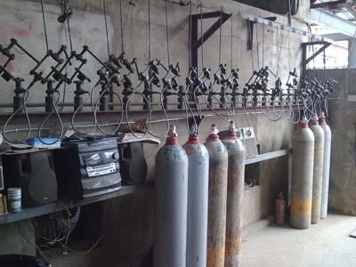 氬氣灌裝及儲存區