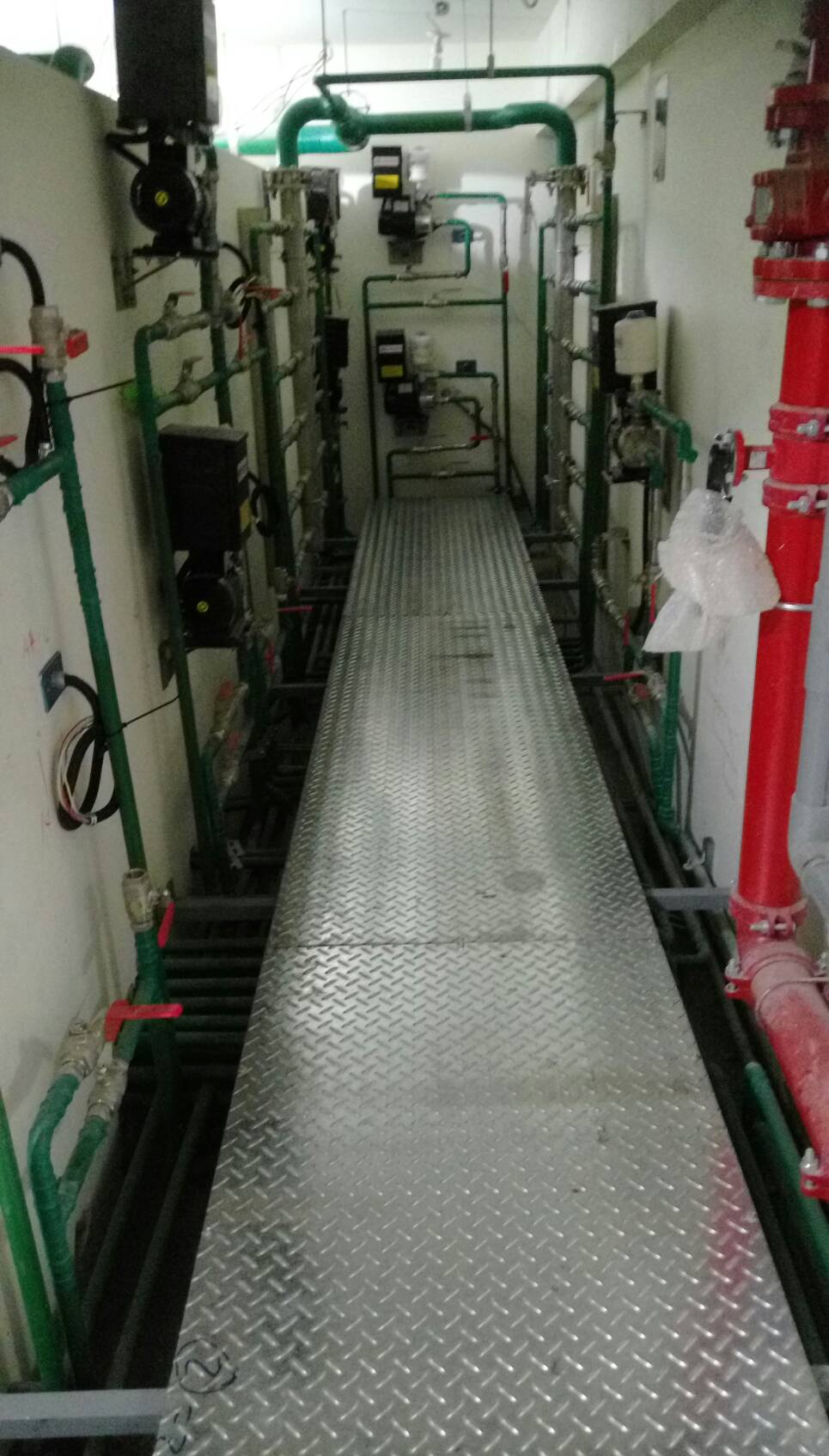 新莊住宅高架踏板01