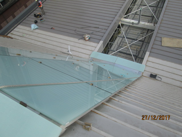 捷運車站天窗不銹鋼包板06